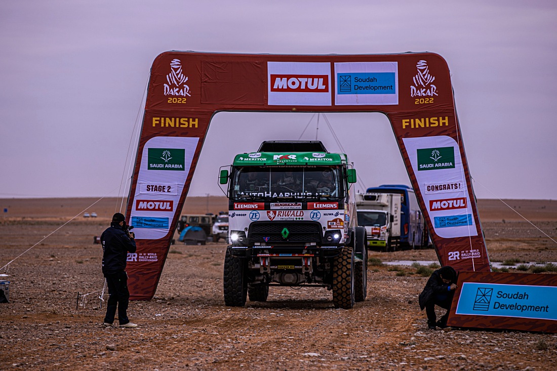 Pascal de Baar v renaultu od MKR Technology vyjíždí do 2. etapy Dakaru.