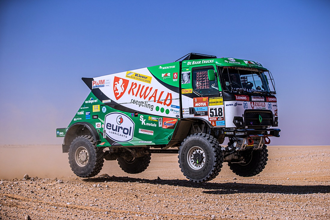 Kamion MKR Technology ve 4. etapě dakarské rallye.