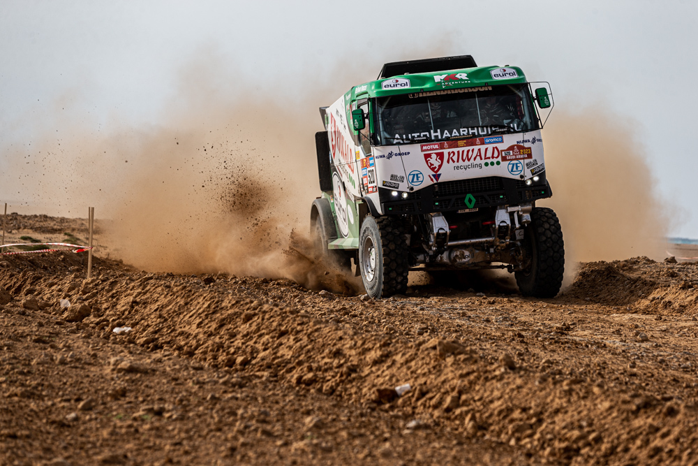Severočeský kamion od MKR Technology při úvodním prologu Dakaru.