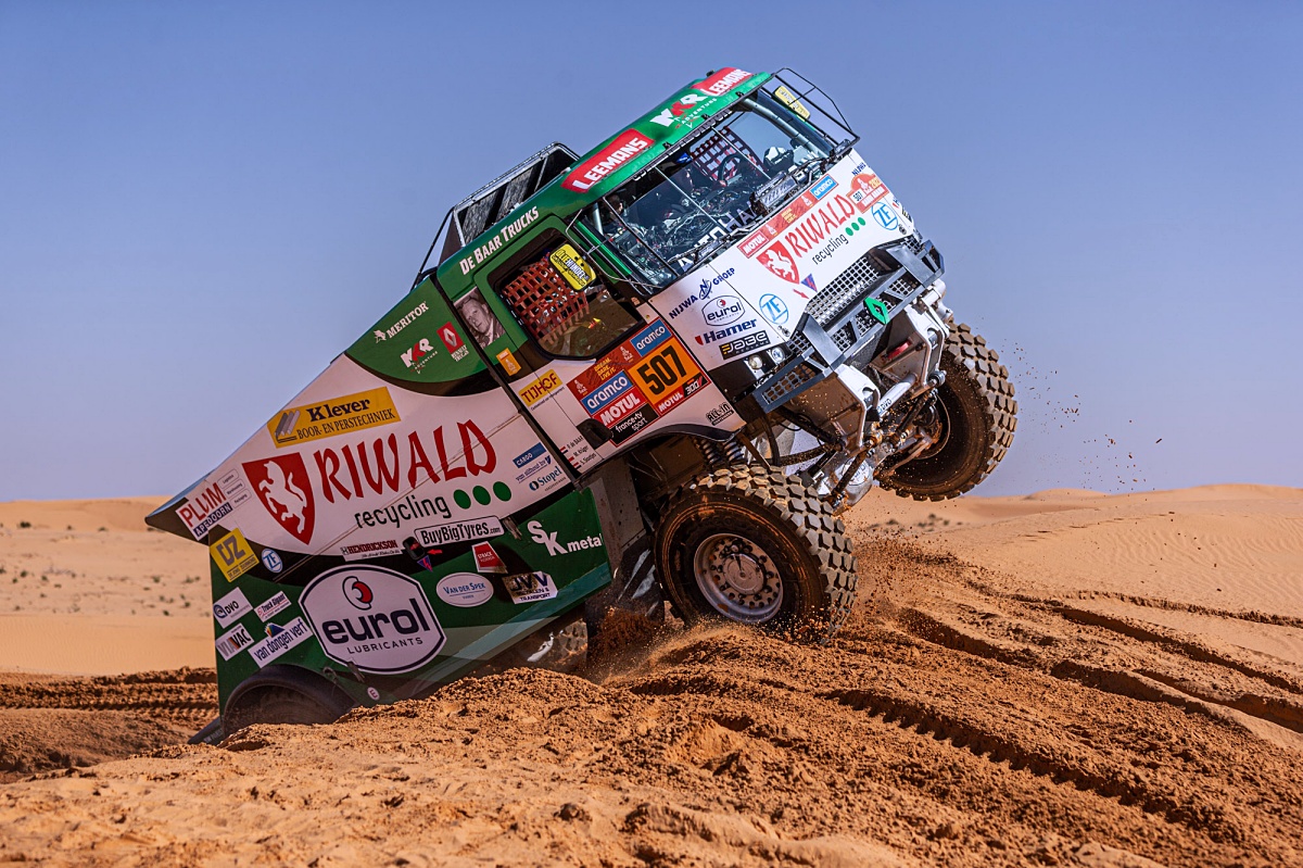 Renault Trucks v písčité 6. etapě rallye Dakar.